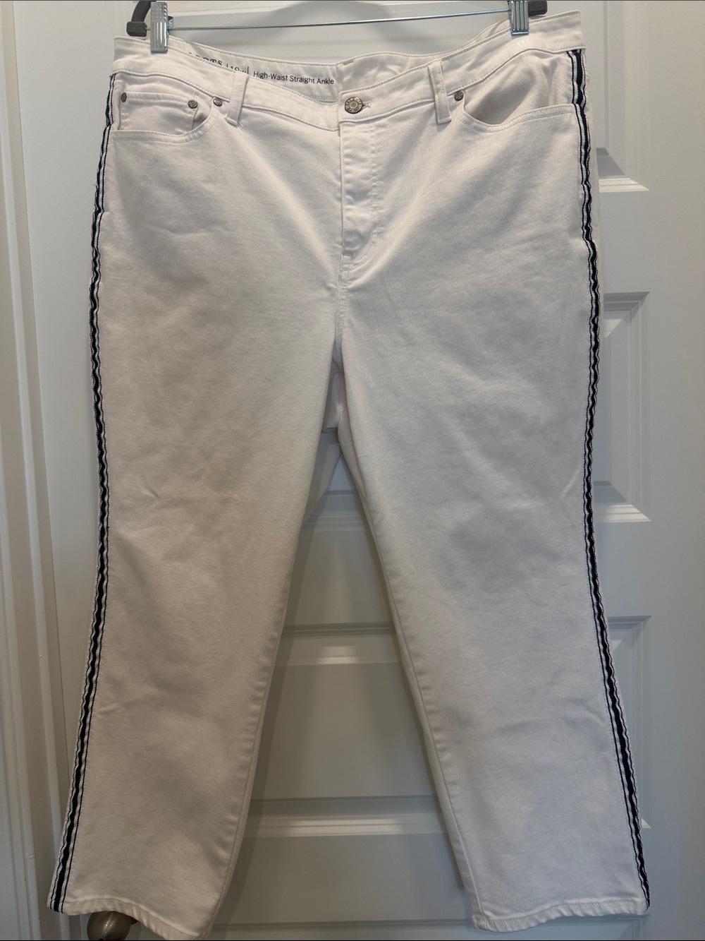 Talbots White Cropped Jeans with Navy Side Stripe